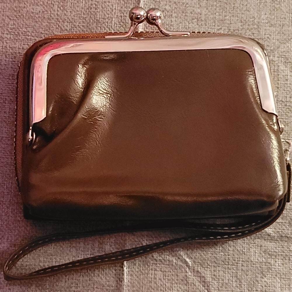 Brown Leatherette Kiss-Lock Wristlet Clutch